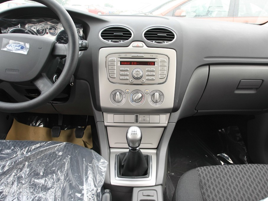 2011款经典福克斯两厢1.8l 手动经典版