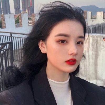 念七 魅力成熟女生精致优雅头像_微信头像_我要个性网