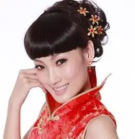 新娘旗袍发型适合旗袍的新娘发型推荐