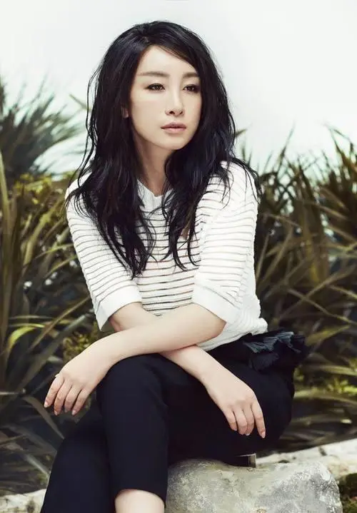 秦海璐:被相恋4年的李厚霖分手,36岁嫁二婚的王新军后,苦尽甘来_工作