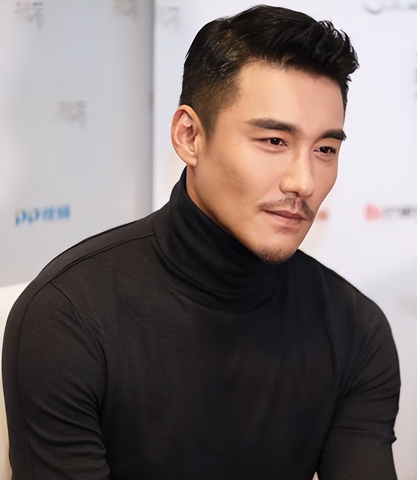 胡兵官宣结婚惊动娱乐圈,30年的爱情终成眷属_网友_微博_因为