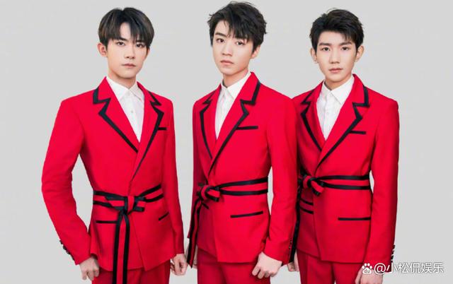 tfboys官博发布新的合照,直击排练现场,新鲜的照片出炉了.