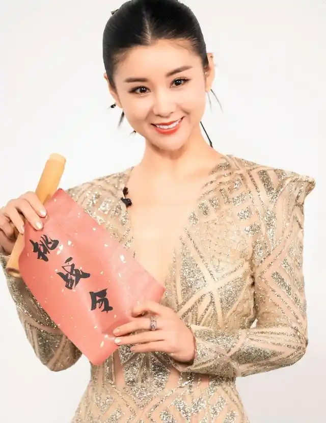 有种整容叫王雷结婚老婆李小萌变化不大他却脱胎换骨