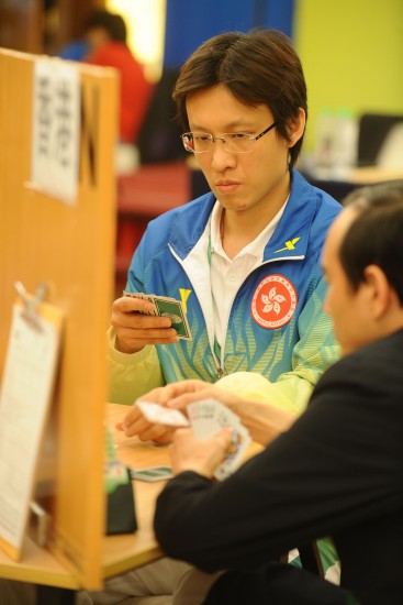 图文四体会桥牌智者的较量香港陈志明在比赛中
