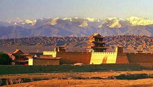 其它 "天下第一雄关"嘉峪关 写美篇作者简介:         刘春喜,中国