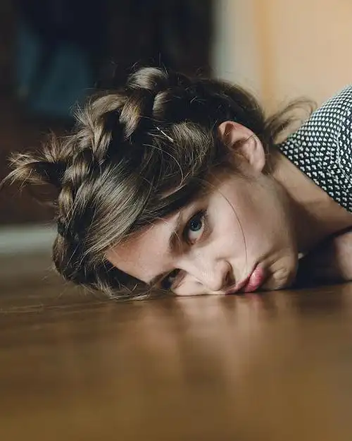 杰西卡·罗德 jessica rothe 图片