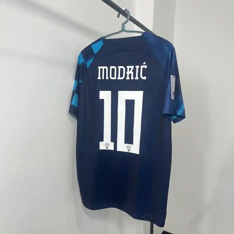 克罗地亚主客场球衣10号莫德里奇足球服 - 抖音