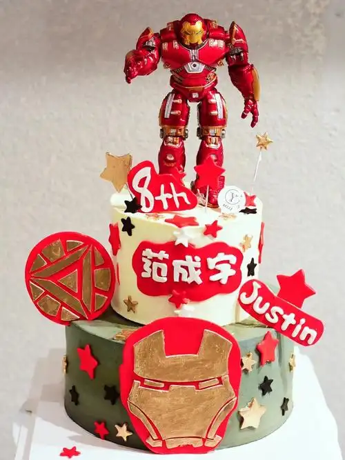 钢铁侠双层蛋糕男孩蛋糕