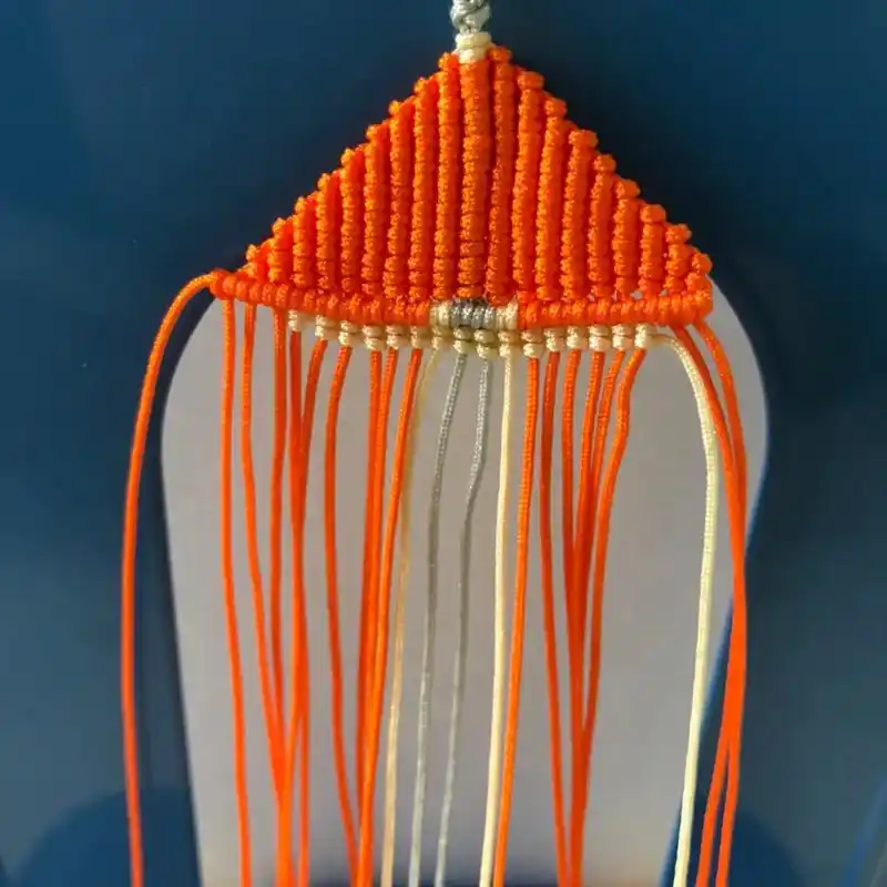 手工编绳#72号玉线 #大虾#斜卷结 - 抖音