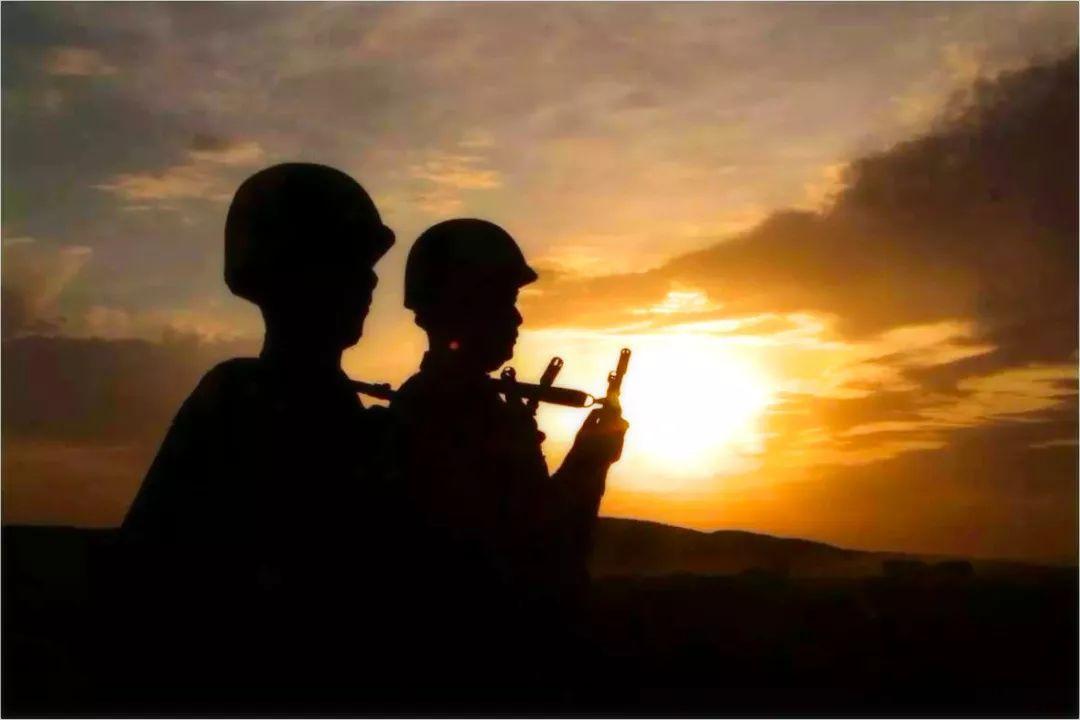 不同视角下的兵哥哥你喜欢的样子他都有