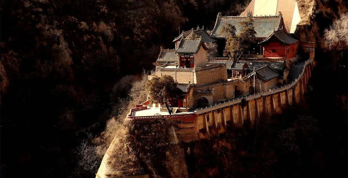 原创山西隰县最霸气的寺庙名字跟西天有关很多游客慕名前来