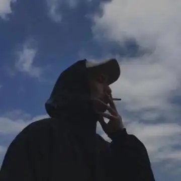 2019最火爆微信头像男生帅气阳光 遇到你之后苦短甜长