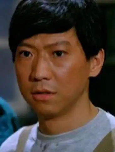 香港娱乐圈中的兄弟团:许氏有才,袁氏爱出家,向氏背景深