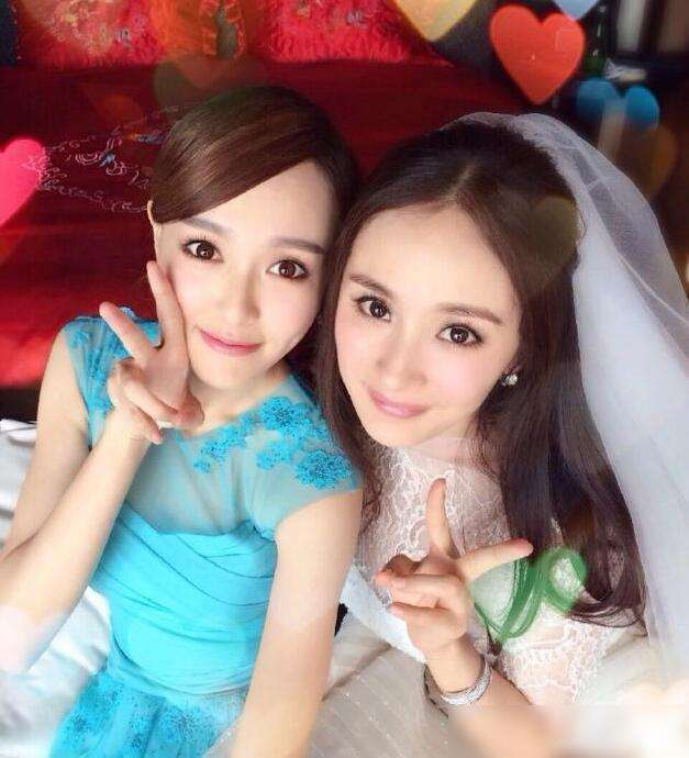 明星闺蜜合照暗藏多少"心机"?躲角度,晒p图,互相揭短不留情