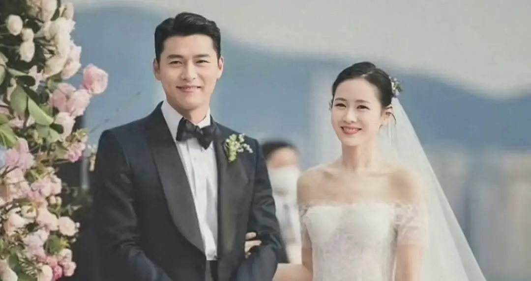 玄彬孙艺珍同框看球赛!