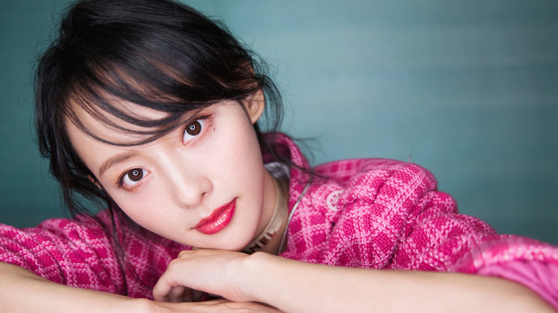 内地明星 张嘉倪 明星风尚壁纸