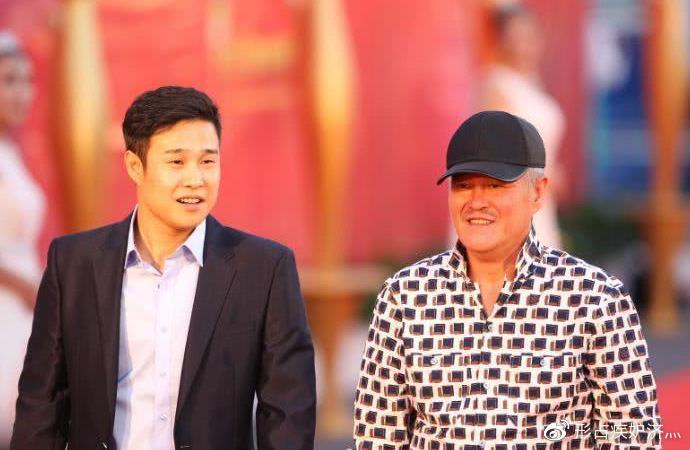 婚姻只维持了二十多年便告终可作为刘老根大舞台老板娘的闫学晶并没有