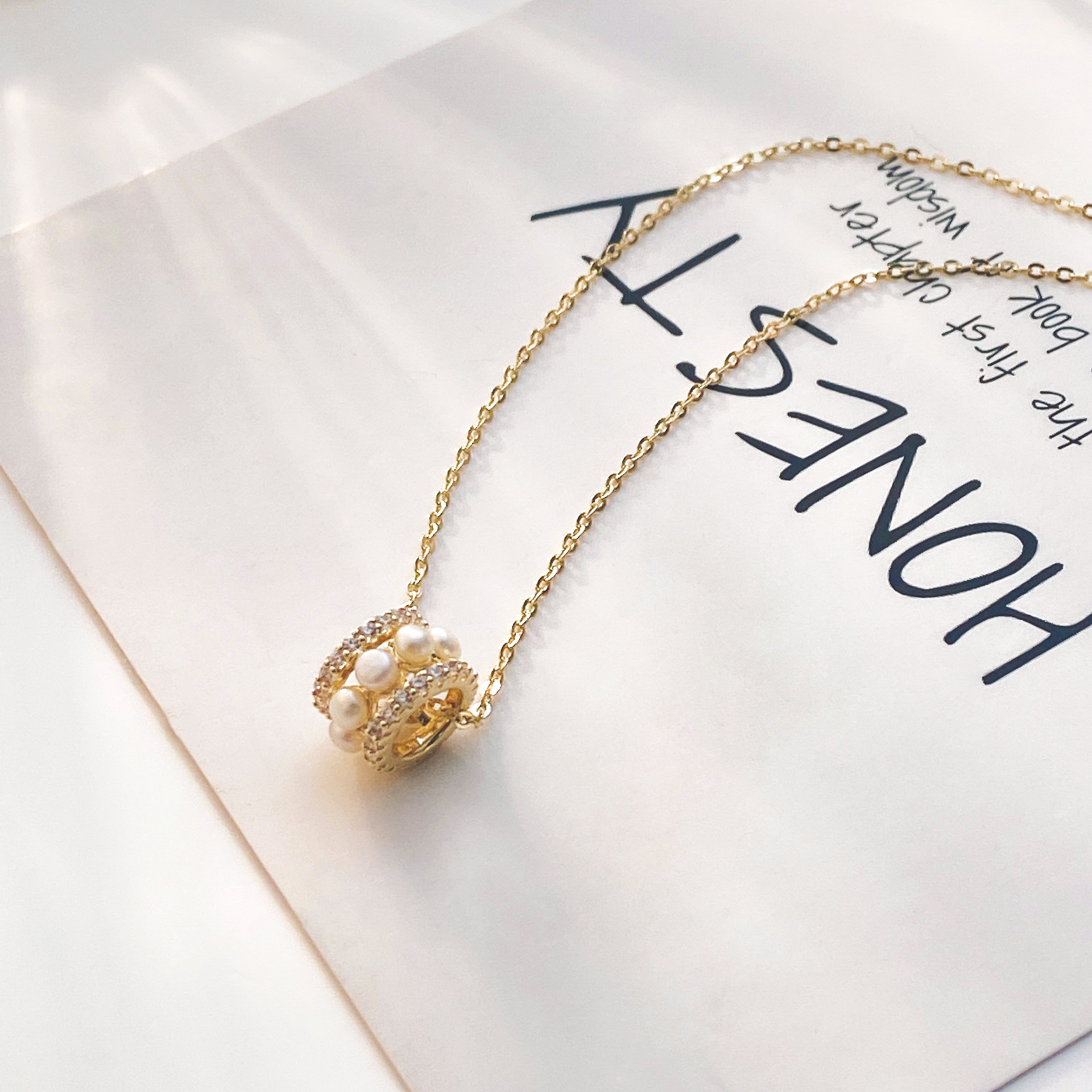 韩国微笑项链新款小众冷淡小吊设计小吊坠简约灵动吊坠