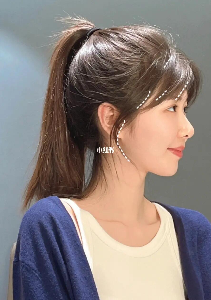 女生最好看的胎毛八字刘海 修饰太阳穴