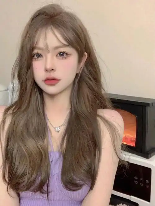 2022夏季仙女发色奶茶灰棕巨显肤白长沙染发