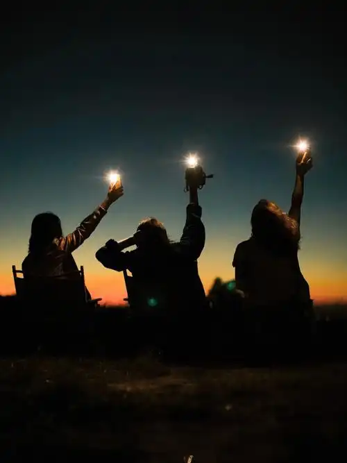 闺蜜照三十年的友谊