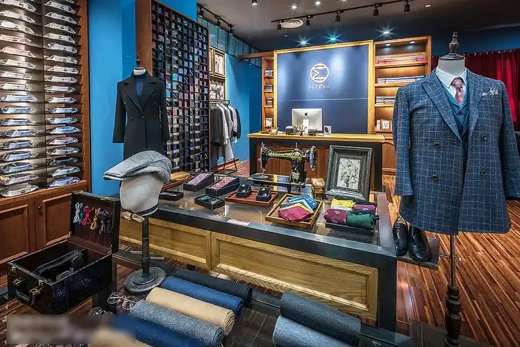 麦梯定制服装男装西装店南京茂业门店装修