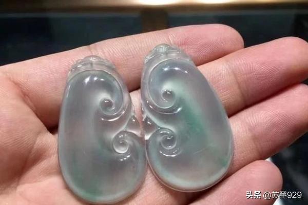 翡翠如意吊坠的寓意,四季豆翡翠吊坠有什么寓意吗?