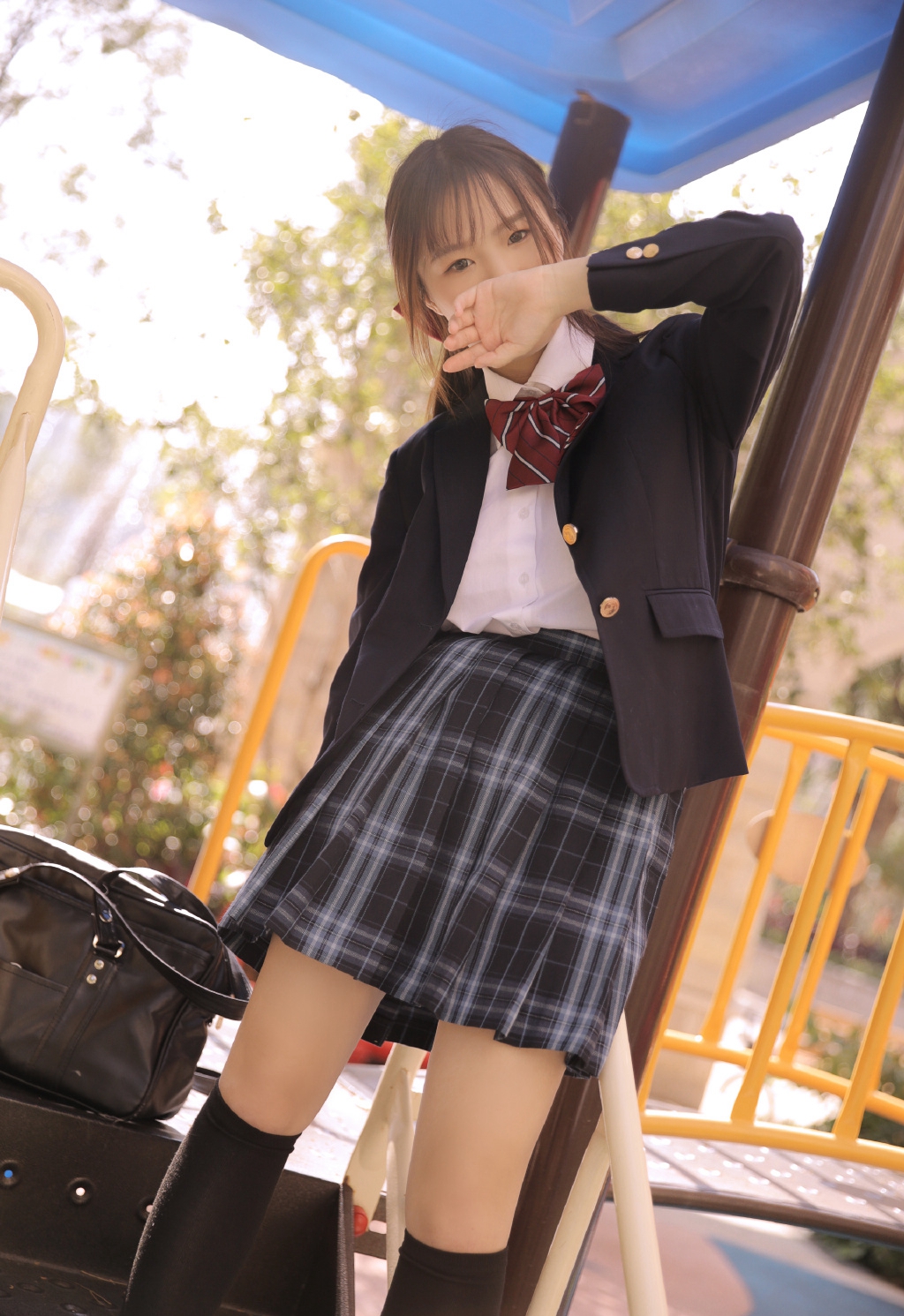 jk制服美女性感超短裙写真图片