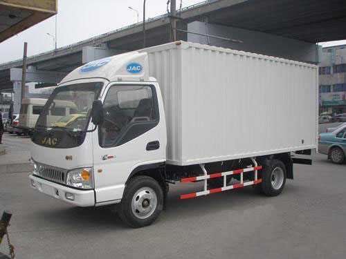 小厢式货车