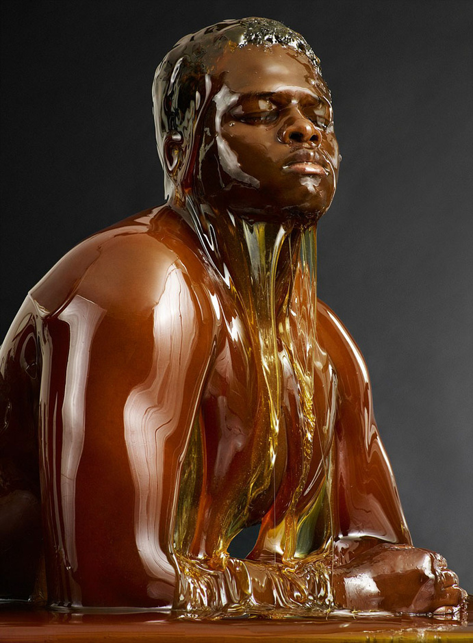 诡异照片:活人琥珀(2)