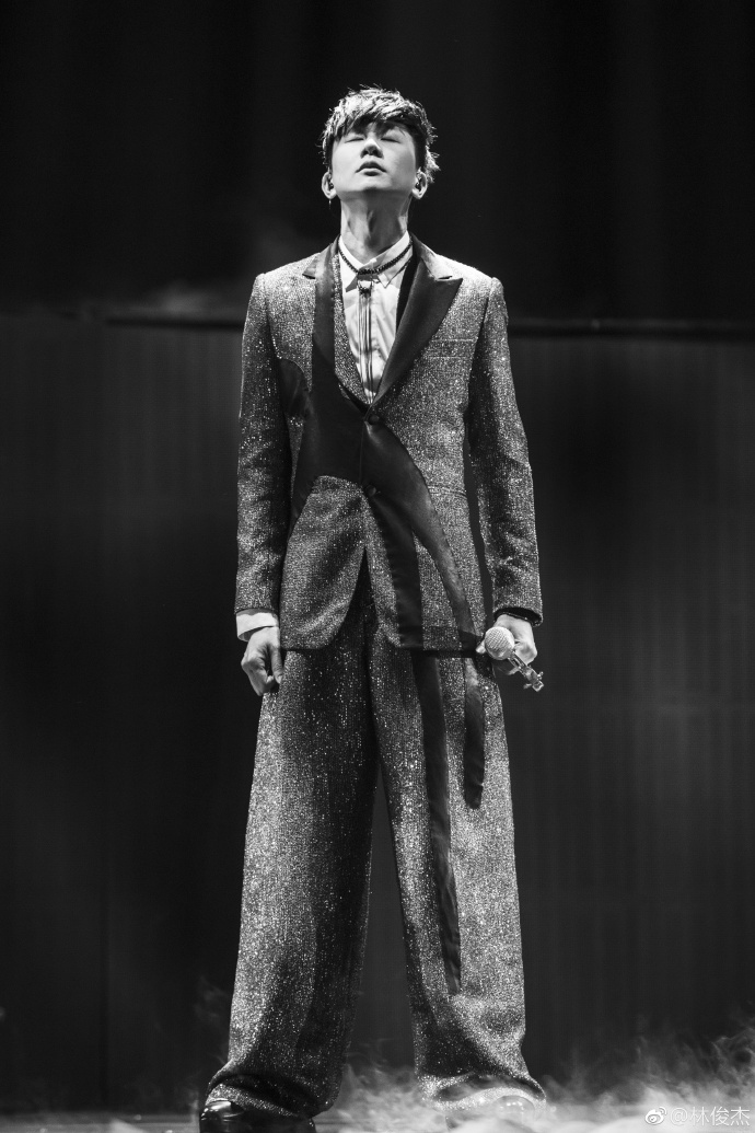 jj林俊杰圣所世界巡回演唱会