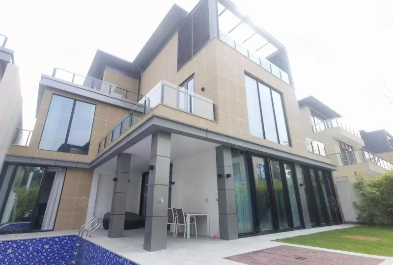 现房即住5房7卫独栋泳池别墅三亚亚龙湾水岸君悦