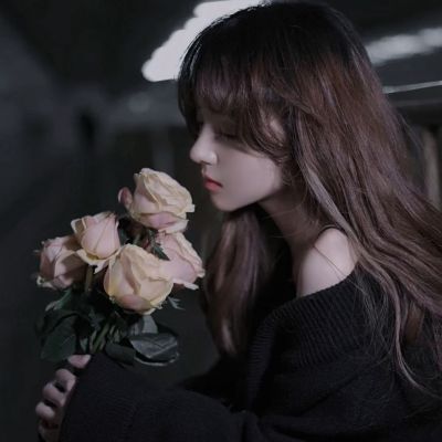 女生头像|伤感女生头像真人高清很丧 2022很丧很抑郁的女头真人