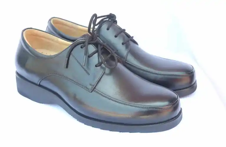 产品展示_包头西蒙皮业_内蒙警用棉皮鞋