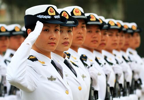 中国海军陆战队举行成立30周年庆典活动