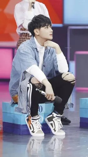 黄子韬萌探探探案快本最喜欢这个造型了