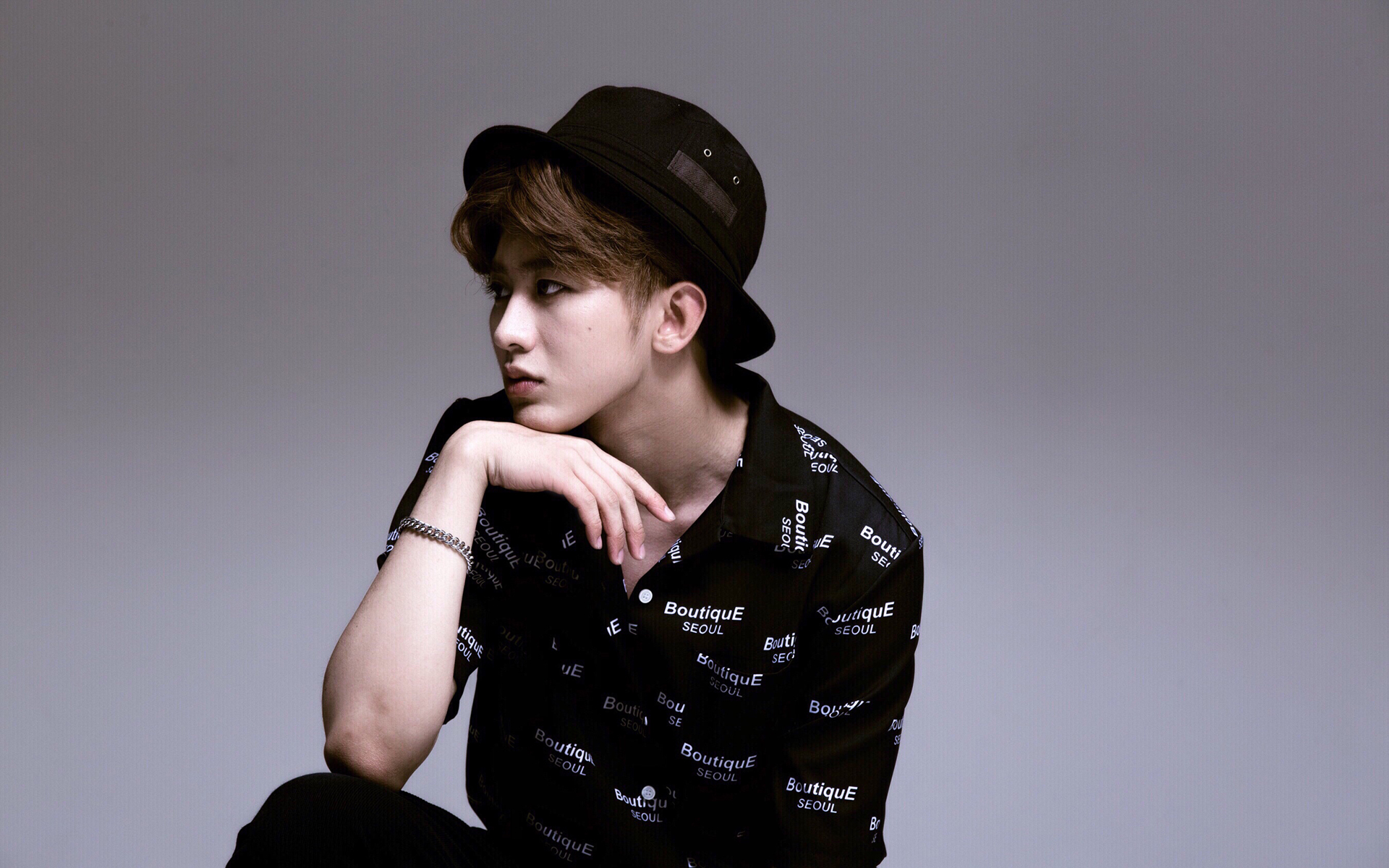 蔡徐坤帅气写真高清图片桌面壁纸