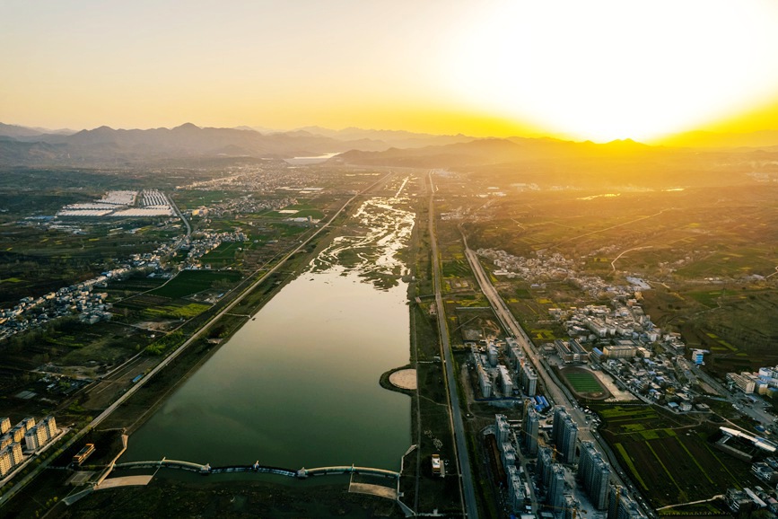 康向东摄汝阳是河南省林业重点县之一,也是洛阳南部重要的生态屏障.