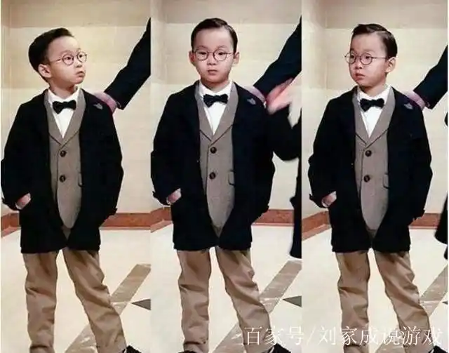 民国时期韩国萌婴儿宋的近期照片被曝光,大的长腿很吸引人