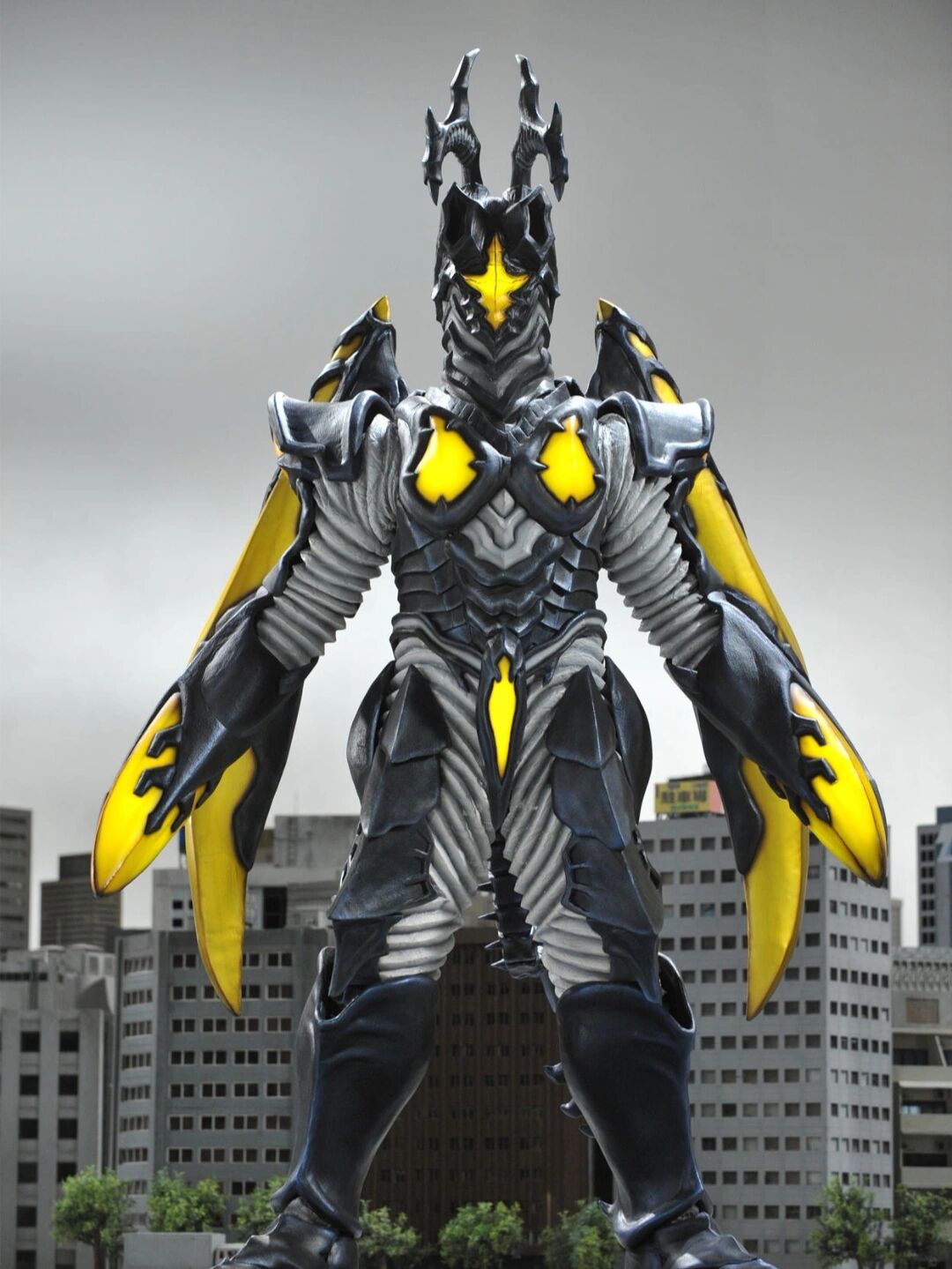 宇宙恐龙海帕杰顿(高清图片)     首次登场《奥特曼传奇》