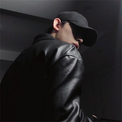 qq头像男生冷漠帅气高清男头真人qq最新图片大全