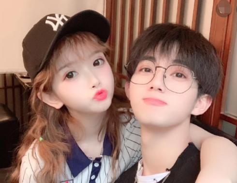 机智张的男友被爆出轨,凭借网红身份炒作,网友评论人设崩塌