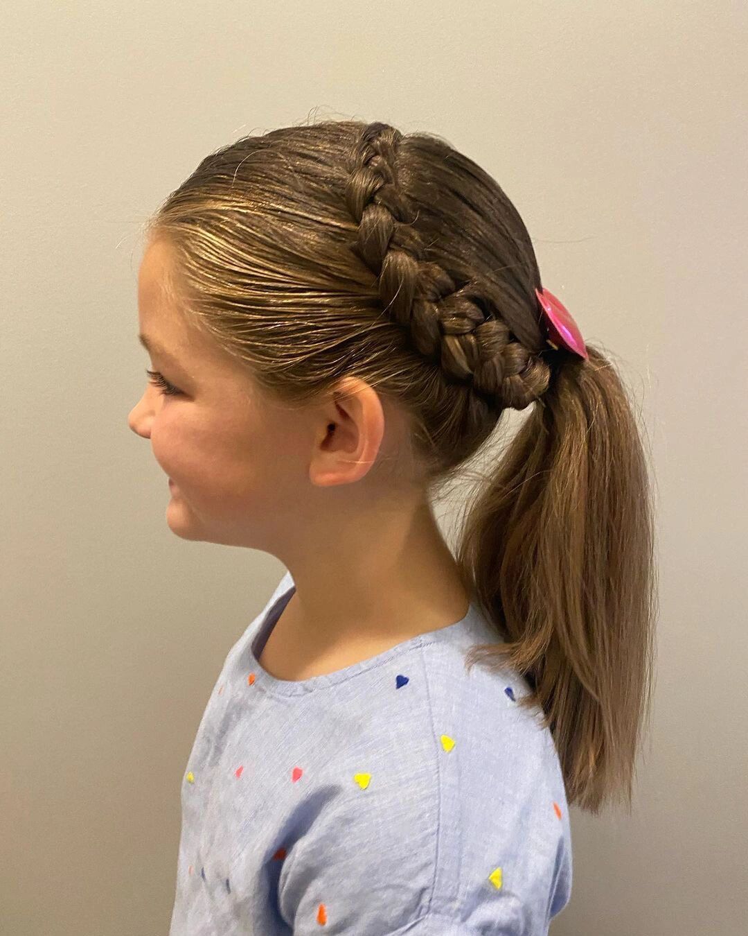 幼儿园日常发型|可爱小女孩立体爱心编发 #小女孩发型# #小女孩可爱