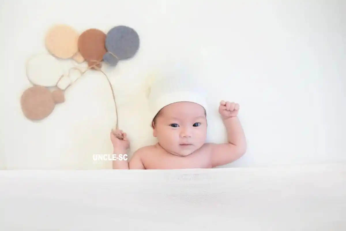 拍摄最佳时间5-15天#新生儿摄影 #月子里的宝宝 @抖音小 - 抖音