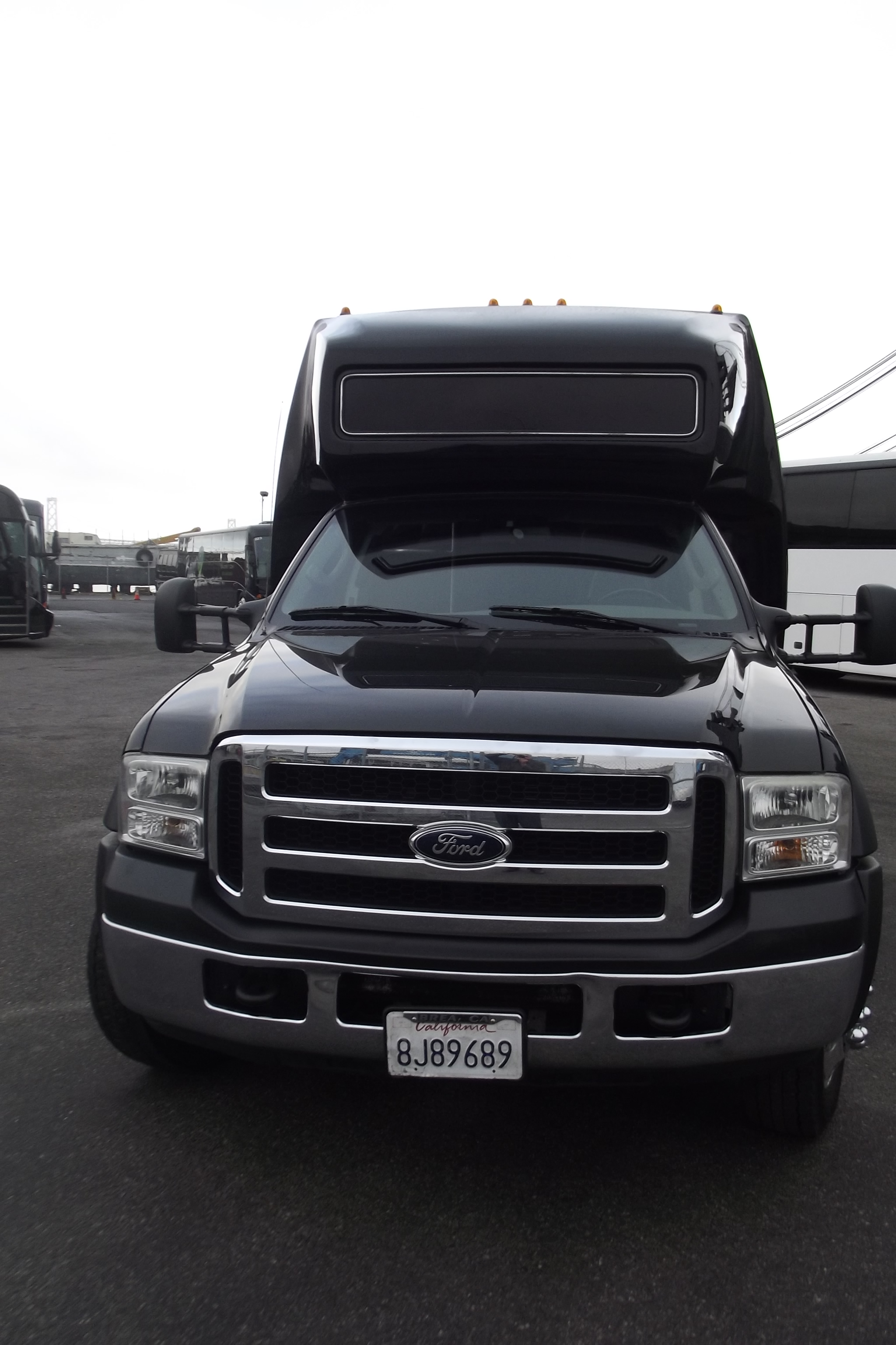2012 ford f550 krystal k-30 (28 passengers) 8 units available