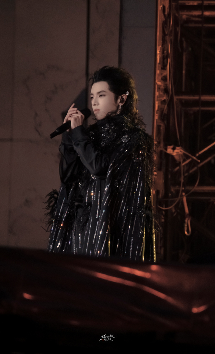 2023华晨宇火星演唱会