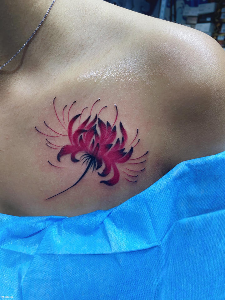 胸口 彼岸花_纹身图案手稿图片_雕瘾96刺青的纹身作品集